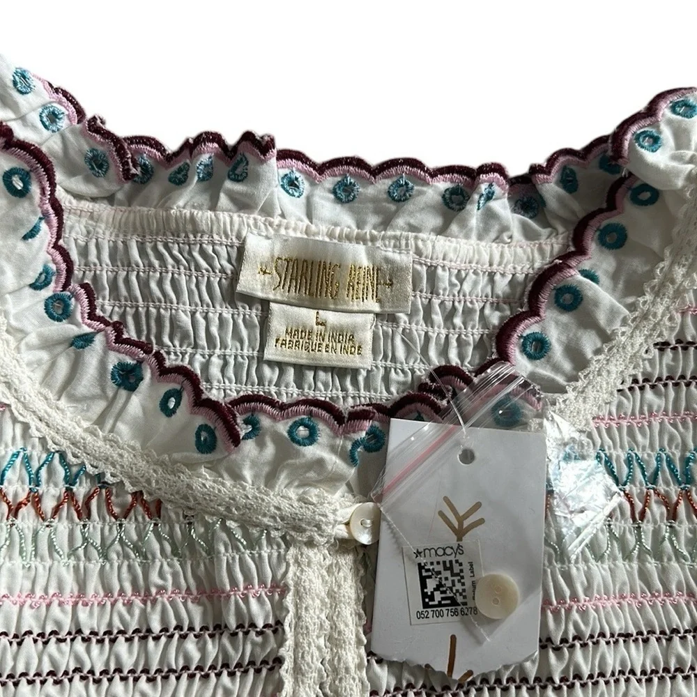 Sterling Reine NWT White Top Short Sleeves Embroidered Size Large